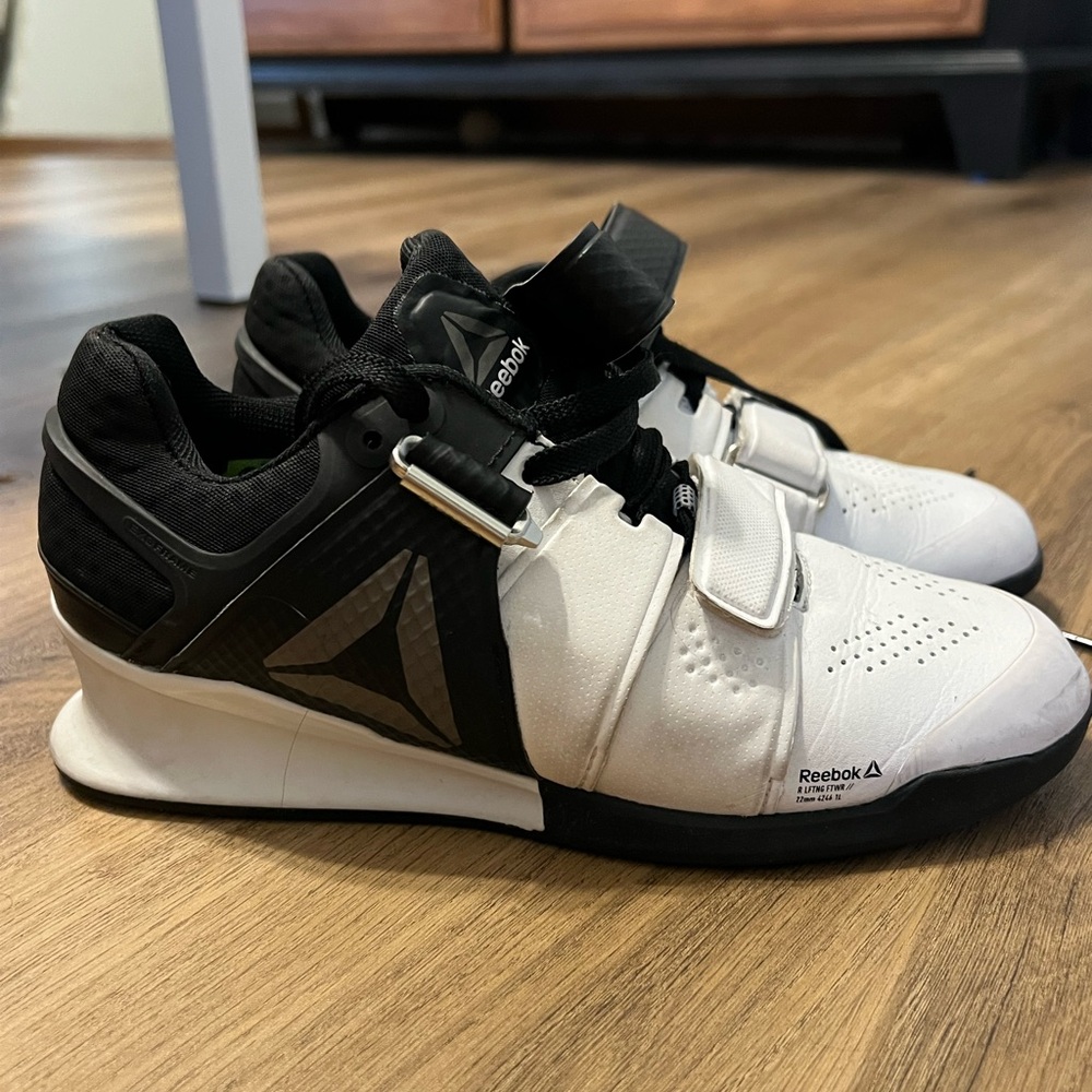 Reebok legacy CrossFit/olympic lifters 6.5 women’s